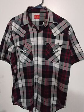 Men's Short-Sleeve Plaid Shirt in Black, White & Red